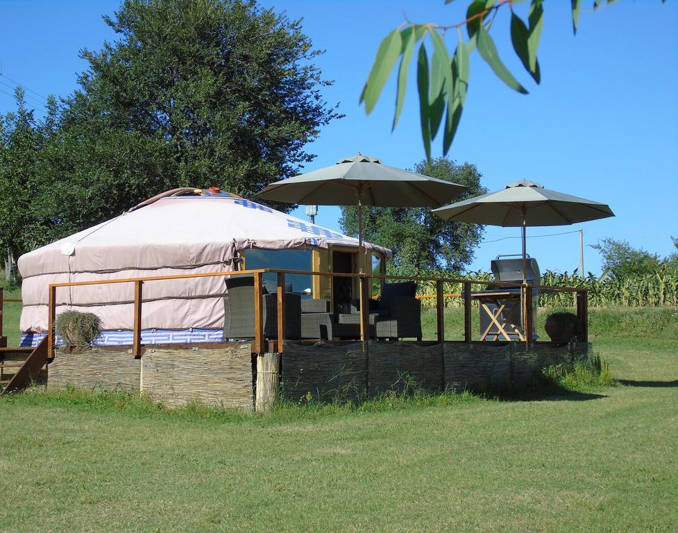 Glamping Abruzzo - The Yurt Hotel Catignano Exterior photo